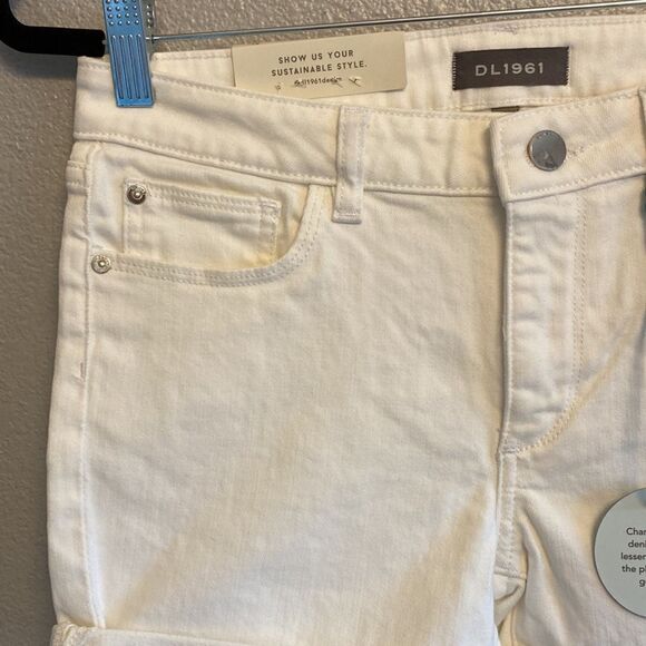 NWT- DL1961- Girls White roll up shorts- Piper cuffed shorts- Size XL girls 16 - Picture 3 of 9